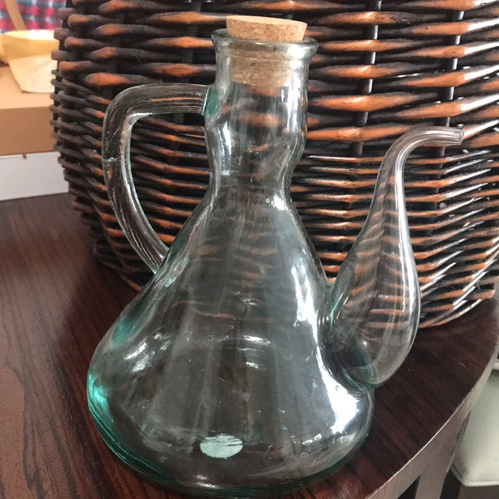 Vintage Wine pitcher or tea made in Spain by San Miguel 💯 % recycled glass